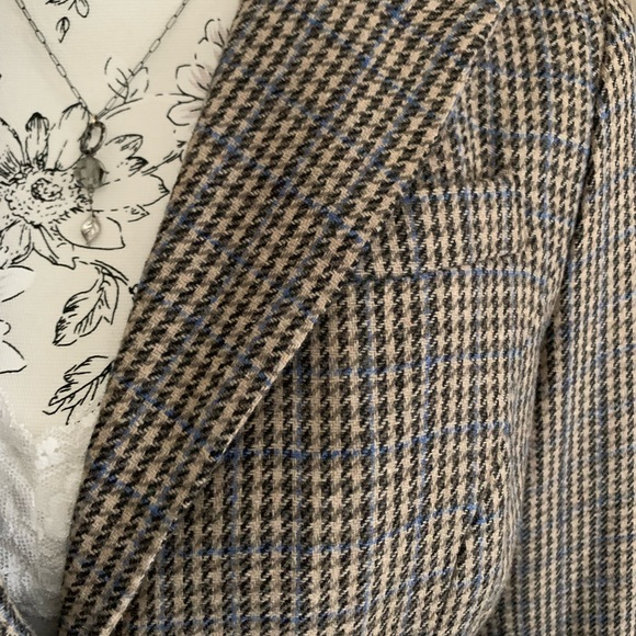 SOLDLydia Martin’s Tommy Girl Blazer - Picture 7 of 9